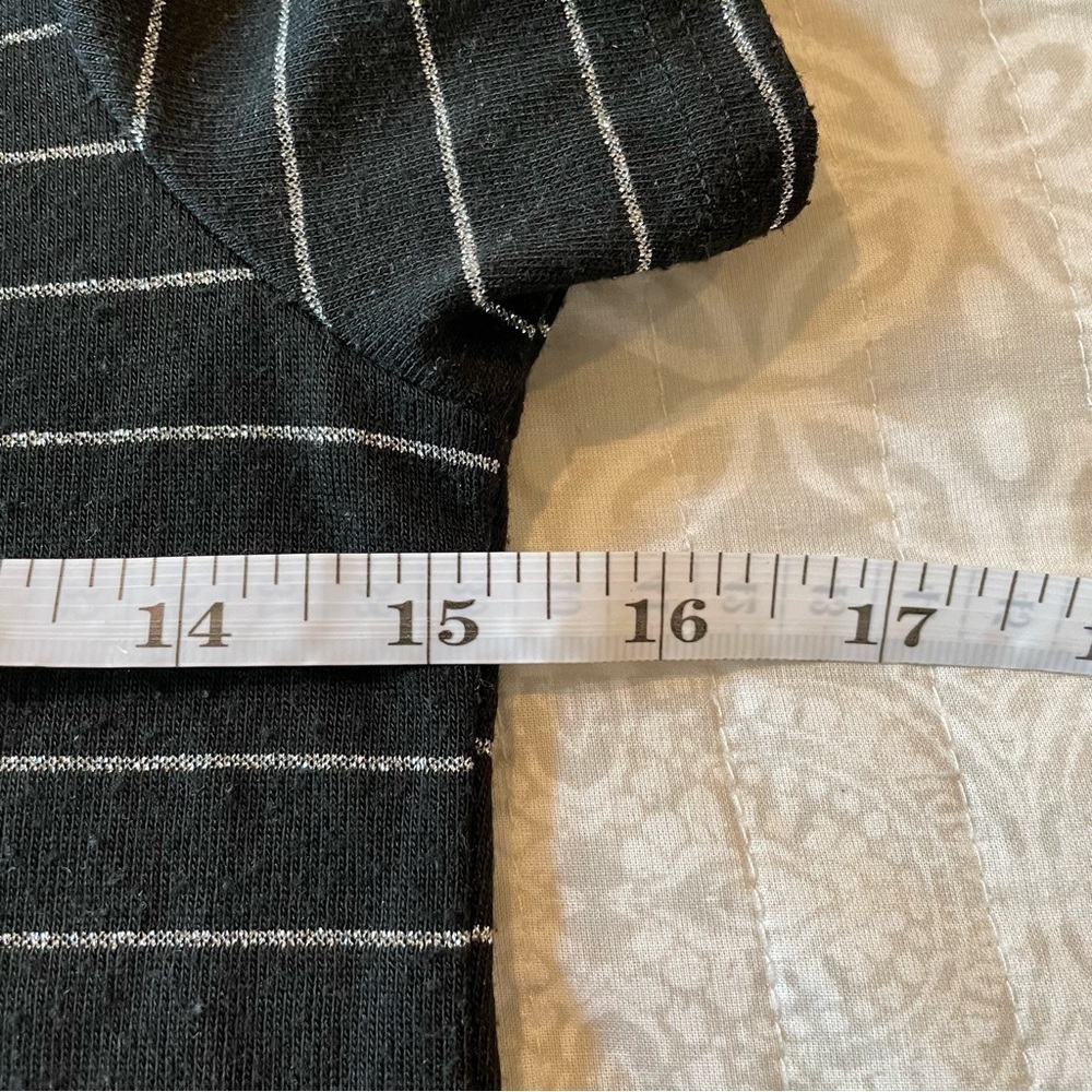 Reformation Black & Silver Metallic Stripe Short Sleeve Stretchy Tee Extra Small - Picture 8 of 9